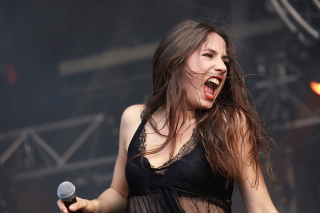izia